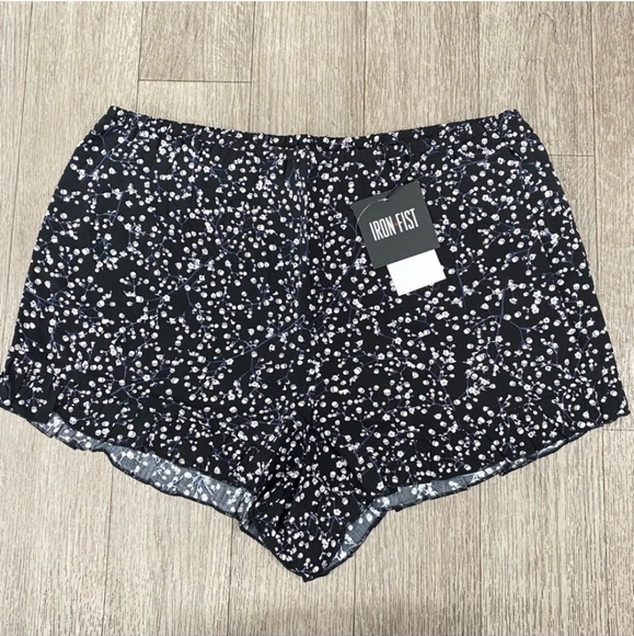 Iron Fist Pants - ☠ Iron Fist Death Breath Ruffle Shorts ☠